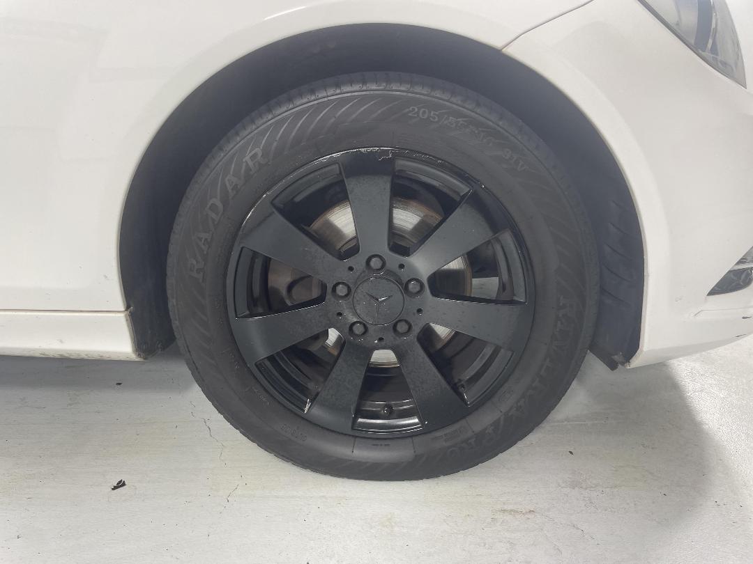 Photo '9' of Mercedes-Benz C180