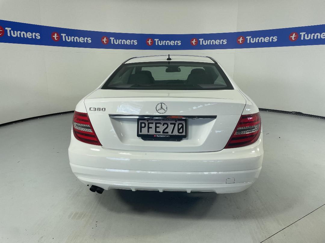 Photo '6' of Mercedes-Benz C180