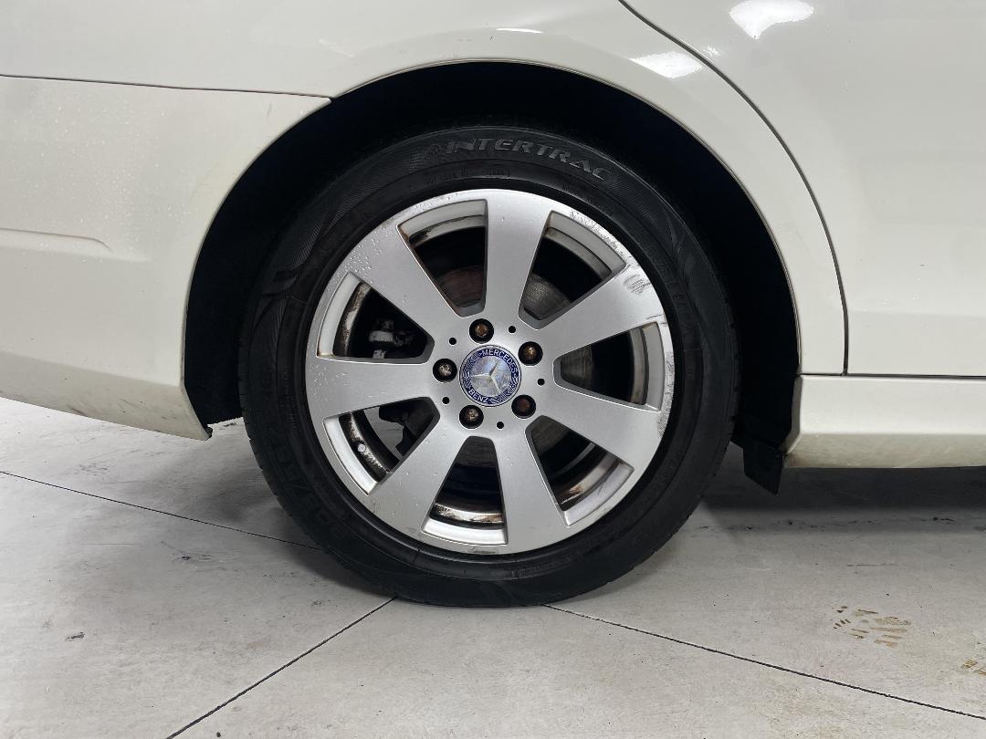 Photo '12' of Mercedes-Benz C180