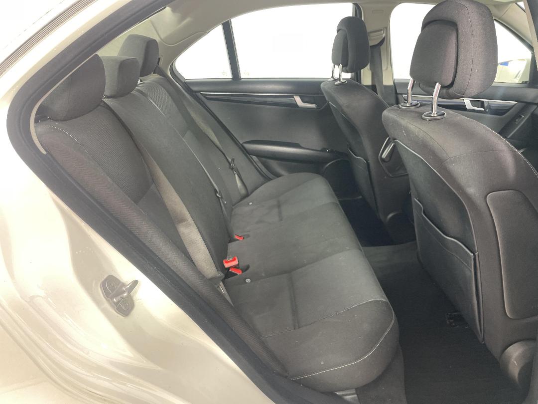 Photo '20' of Mercedes-Benz C180