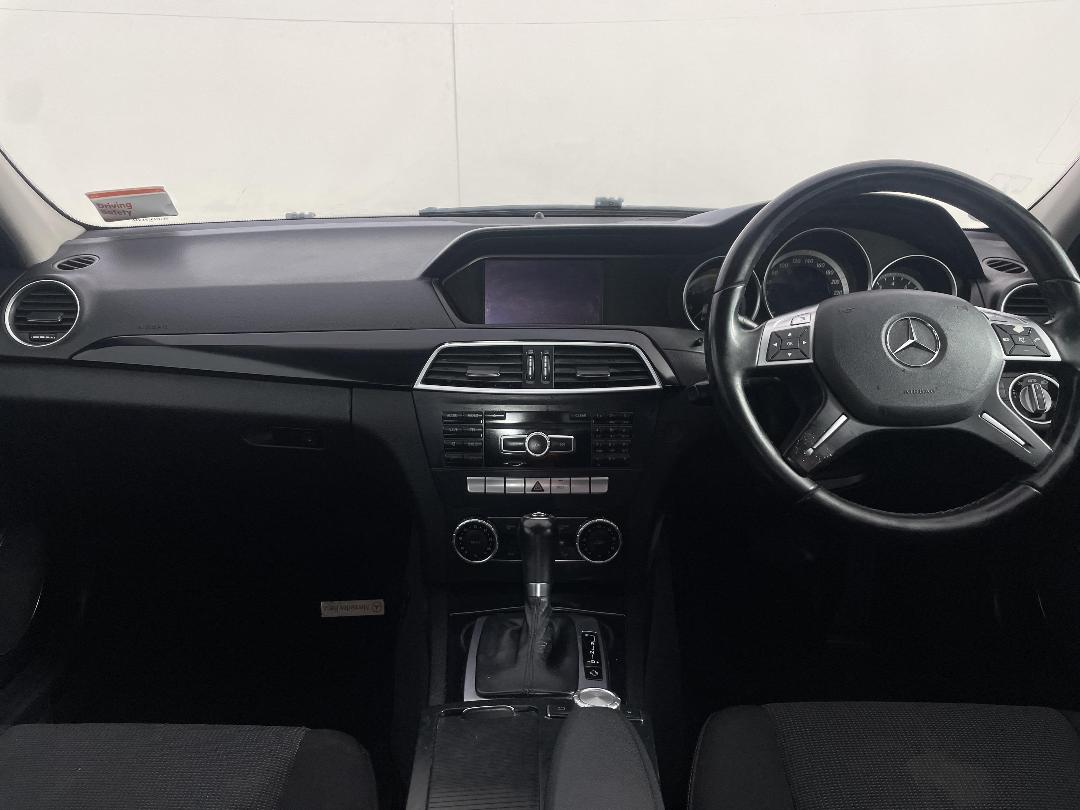 Photo '17' of Mercedes-Benz C180