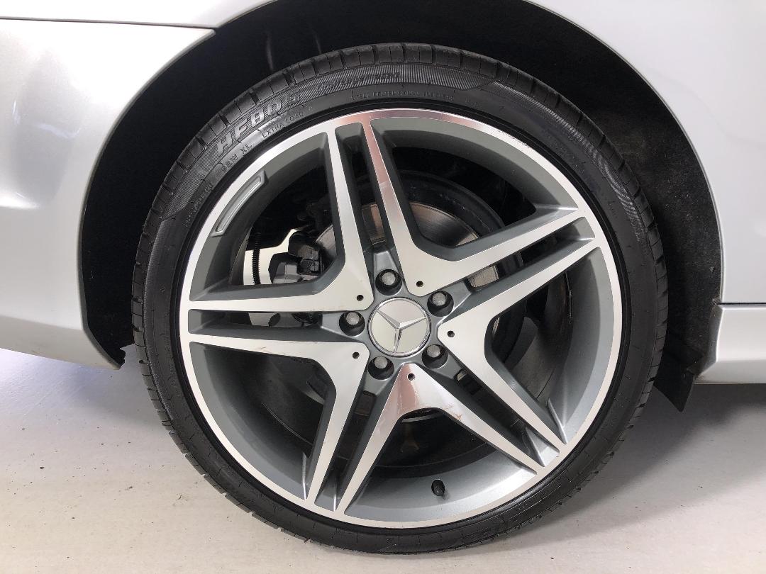 Photo '12' of Mercedes-Benz C180