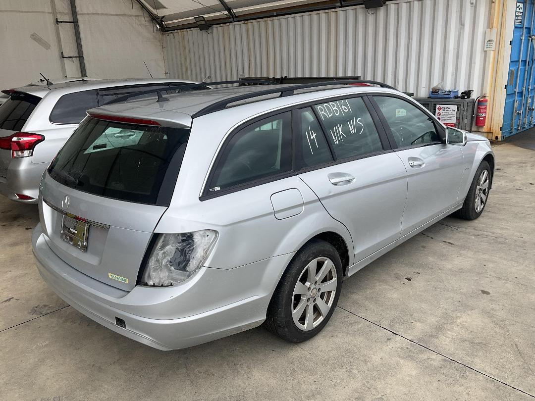 Photo '5' of Mercedes-Benz C180 Photo '5' of Mercedes-Benz C180