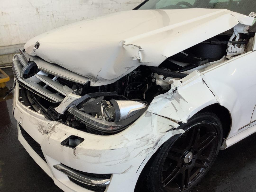 Photo '2' of Mercedes-Benz C180 Photo '2' of Mercedes-Benz C180