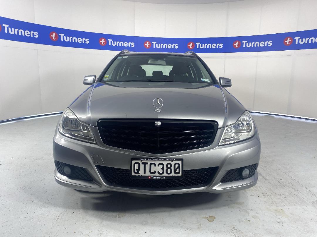 Photo '2' of Mercedes-Benz C200