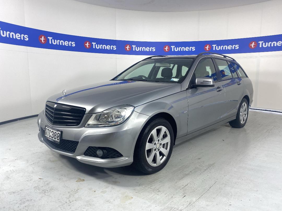 Photo '4' of Mercedes-Benz C200