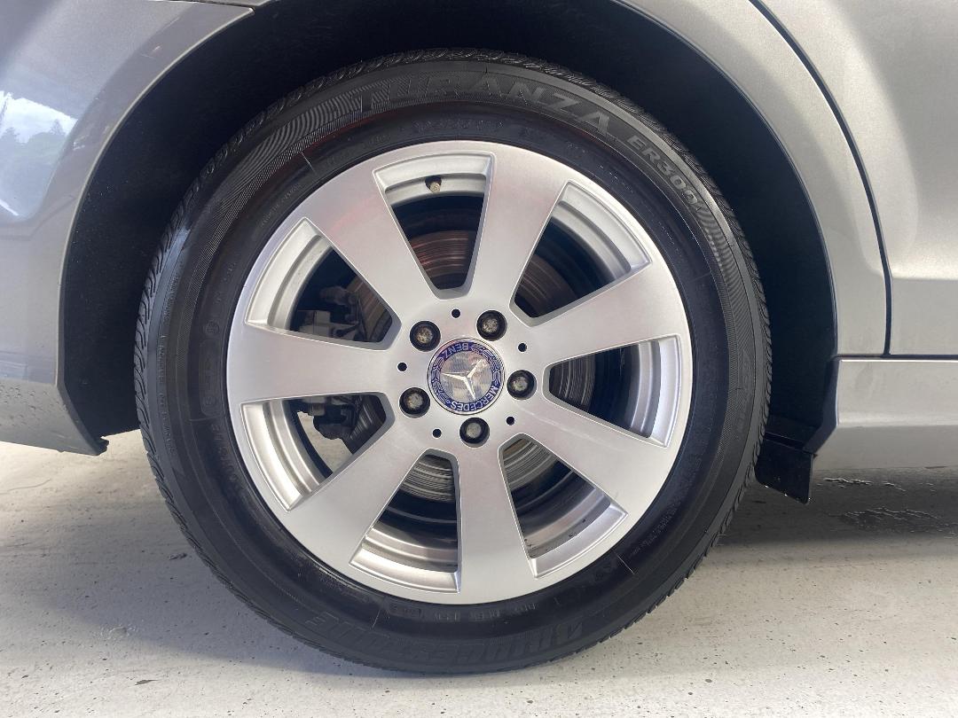 Photo '12' of Mercedes-Benz C200