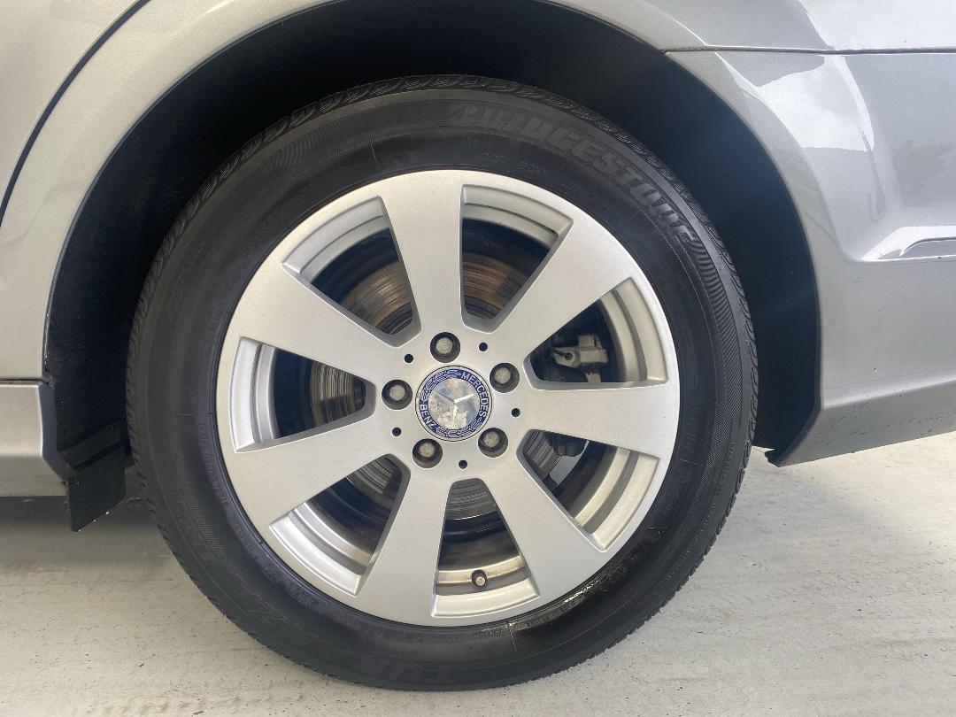 Photo '11' of Mercedes-Benz C200