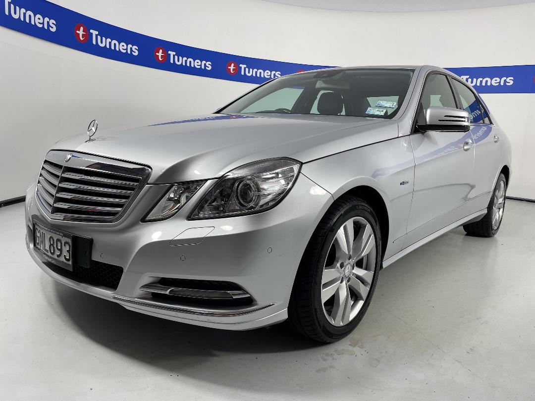 Photo '4' of Mercedes-Benz E-Class