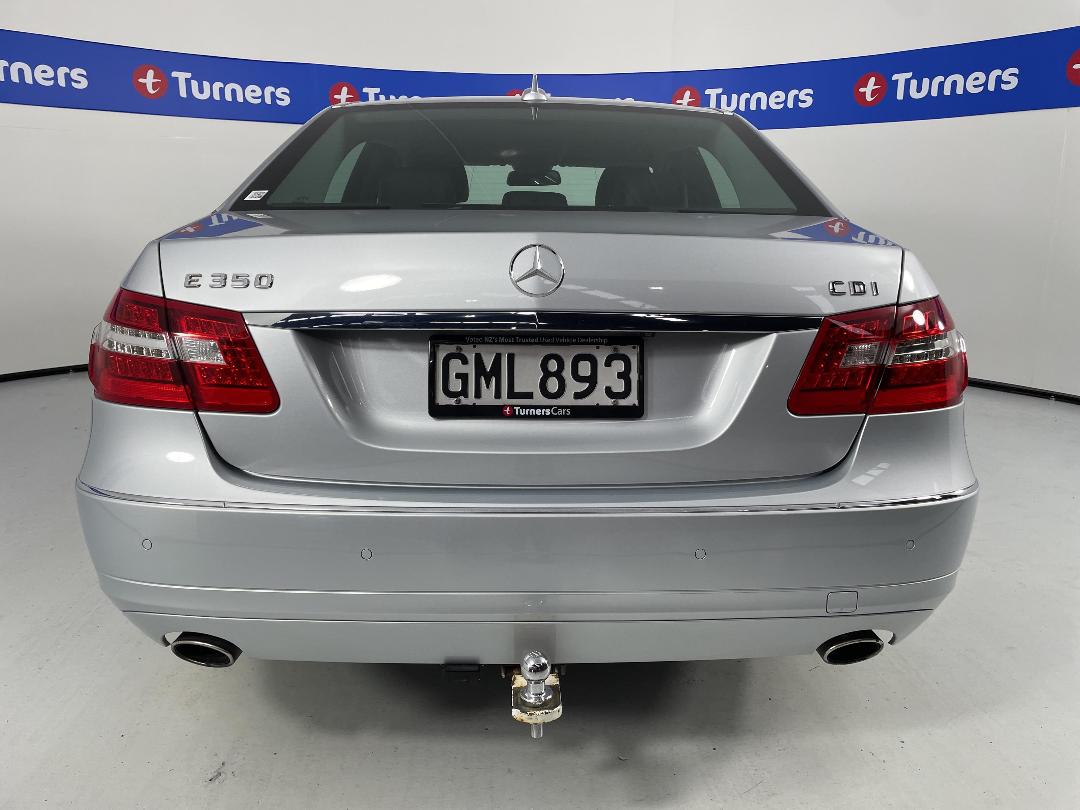 Photo '6' of Mercedes-Benz E-Class