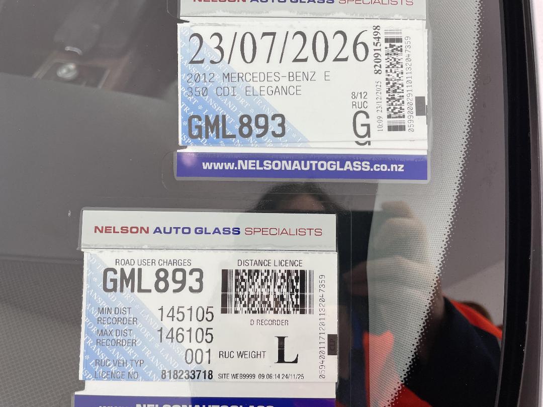 Photo '28' of Mercedes-Benz E-Class