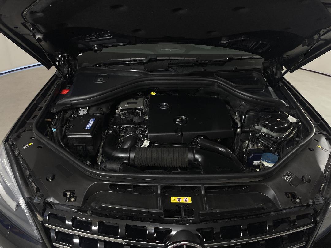 Photo '13' of Mercedes-Benz M-Class