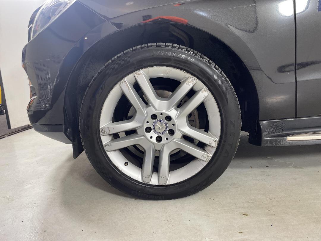 Photo '10' of Mercedes-Benz M-Class