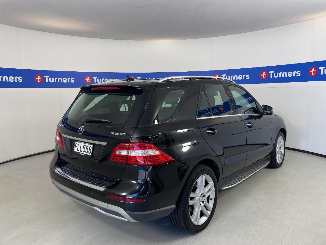 Photo '7' of Mercedes-Benz M-Class