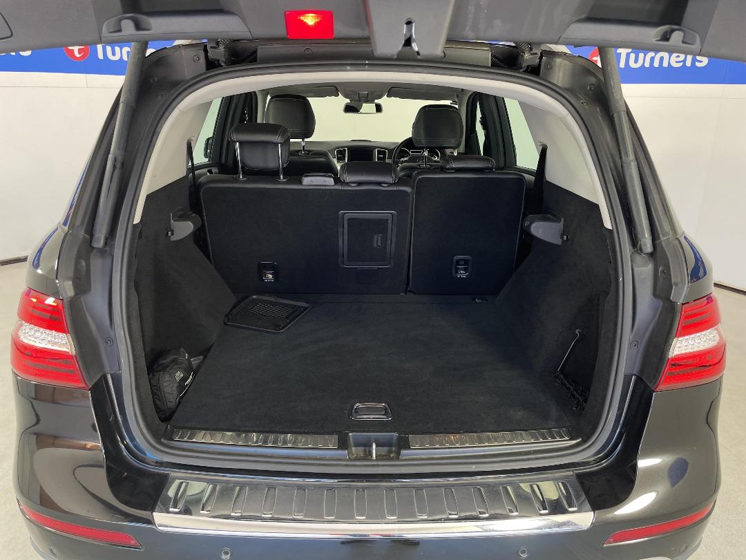 Photo '14' of Mercedes-Benz M-Class