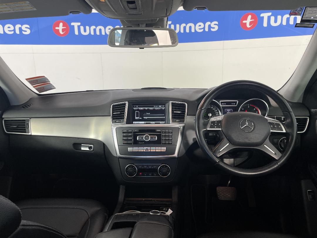 Photo '17' of Mercedes-Benz M-Class