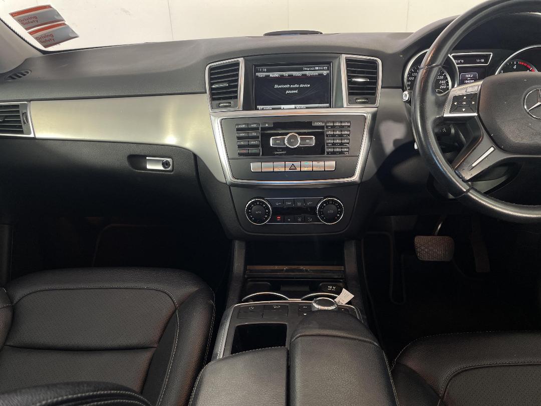 Photo '18' of Mercedes-Benz M-Class