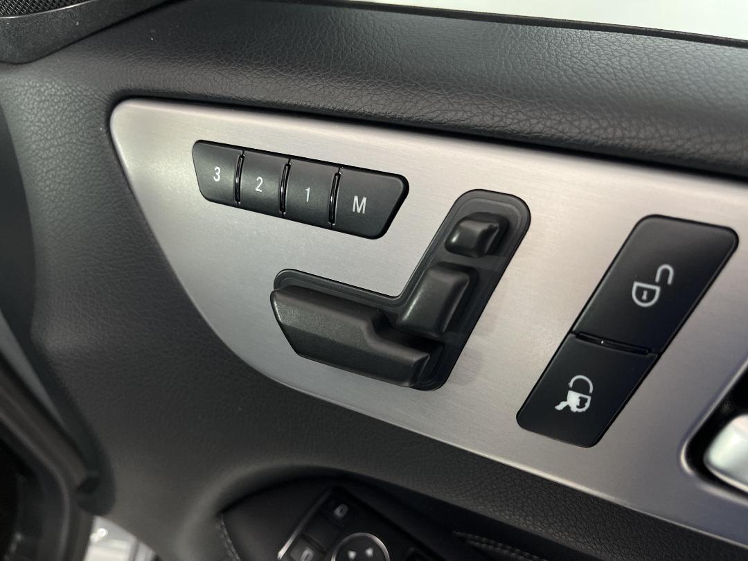 Photo '24' of Mercedes-Benz M-Class Photo '24' of Mercedes-Benz M-Class