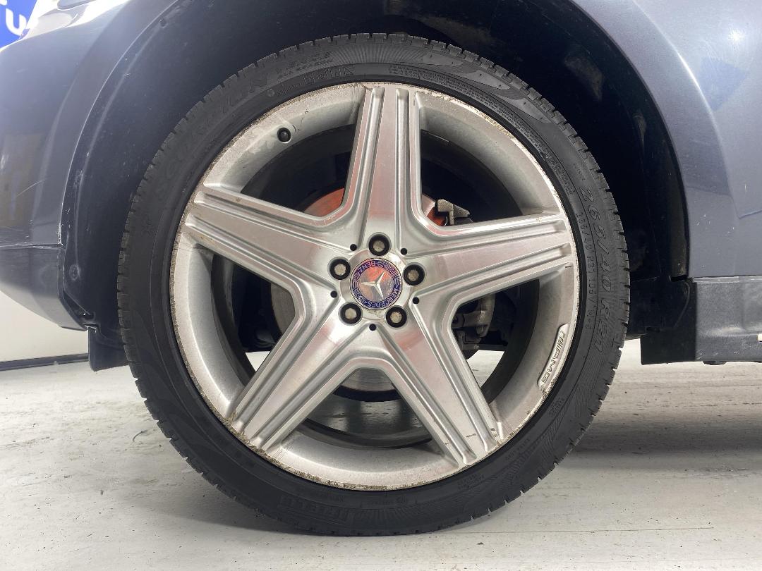 Photo '10' of Mercedes-Benz M-Class