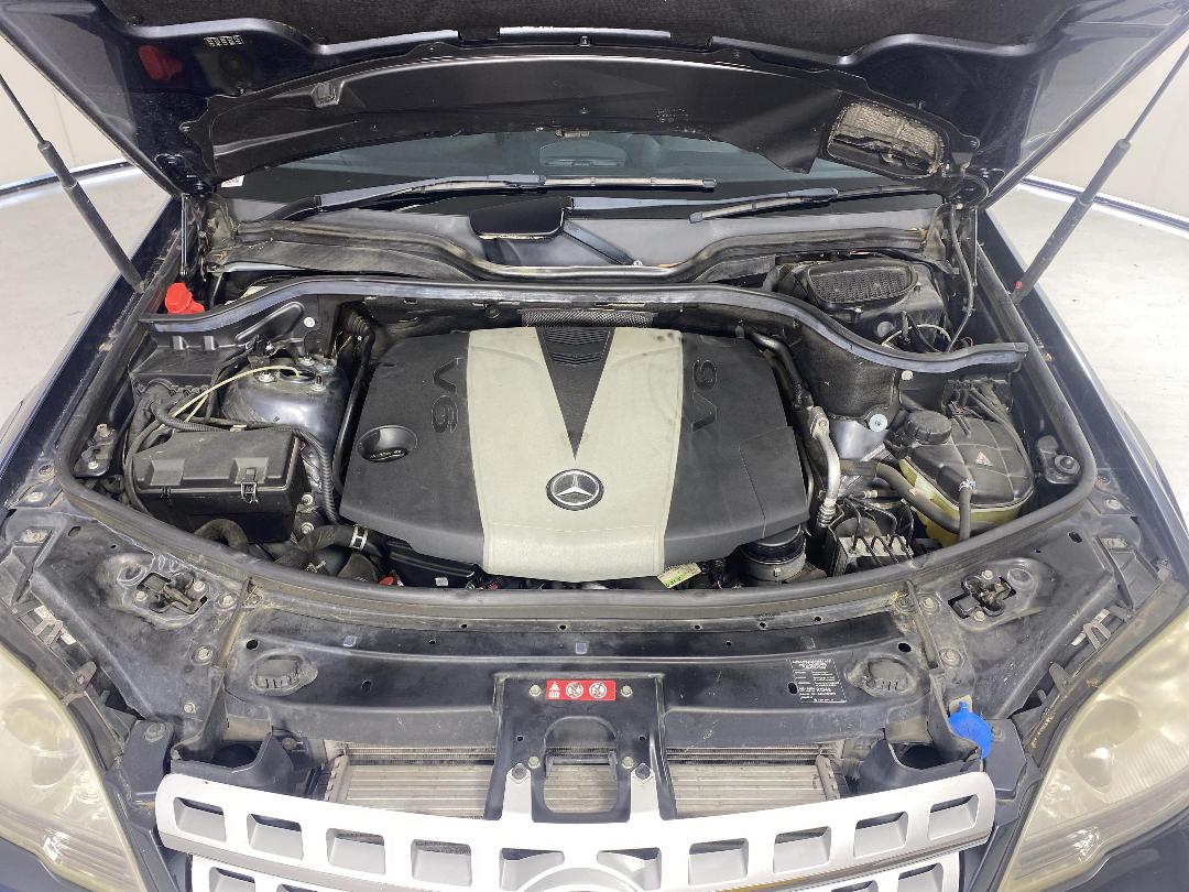 Photo '13' of Mercedes-Benz M-Class