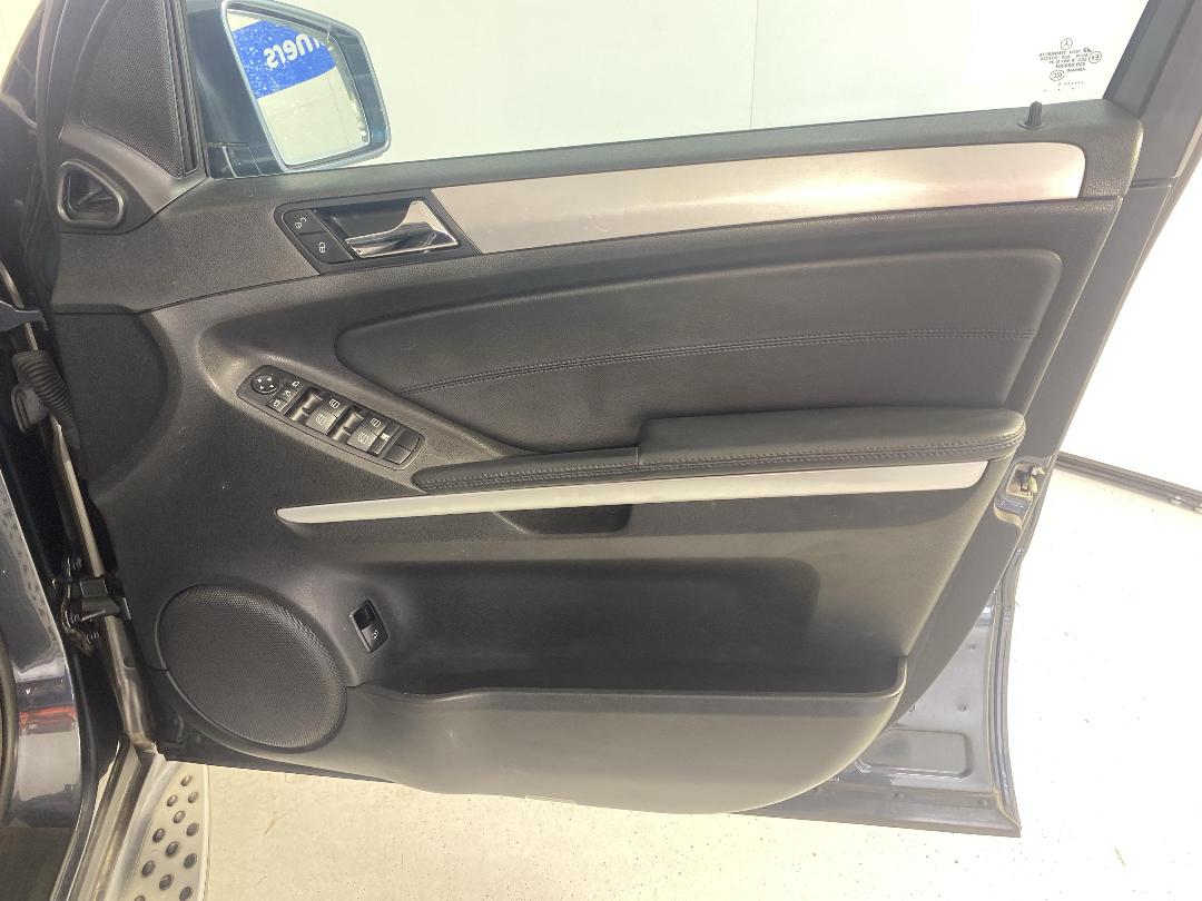 Photo '15' of Mercedes-Benz M-Class