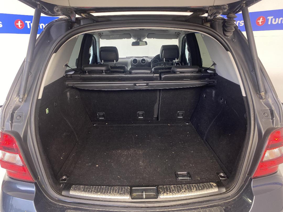 Photo '14' of Mercedes-Benz M-Class