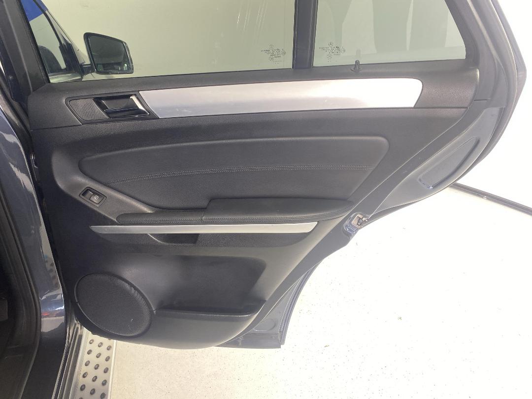 Photo '19' of Mercedes-Benz M-Class