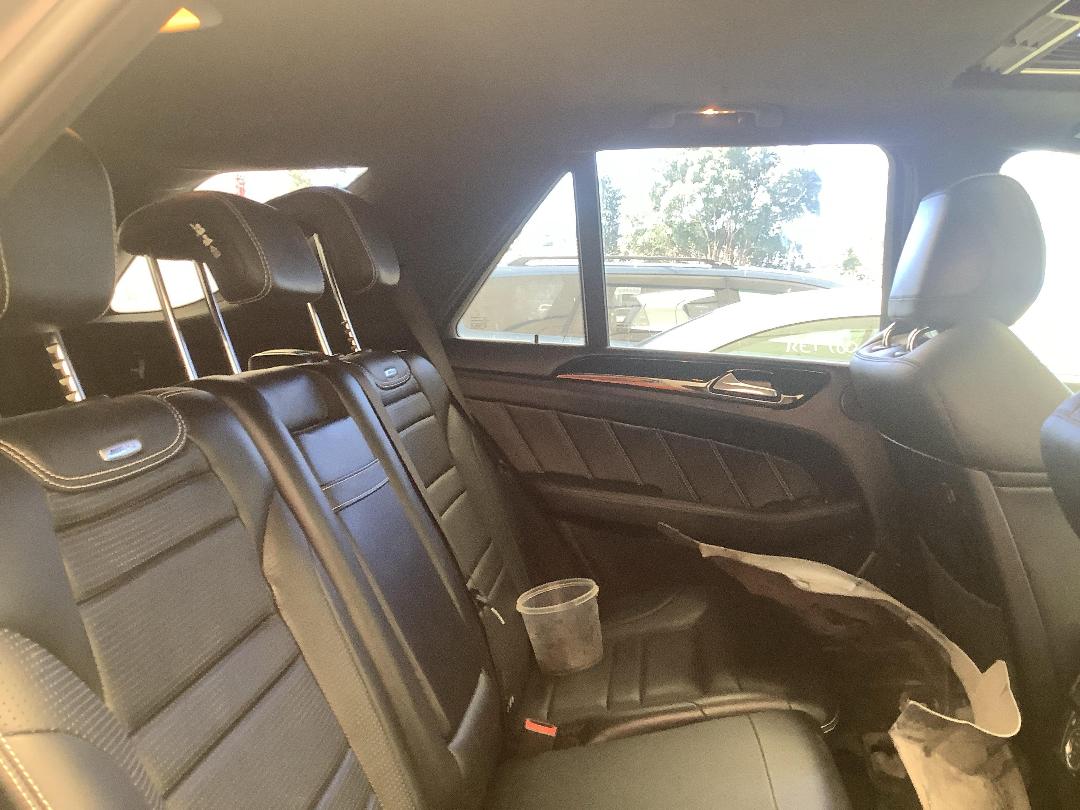 Photo '14' of Mercedes-Benz M-Class ML 63 AMG