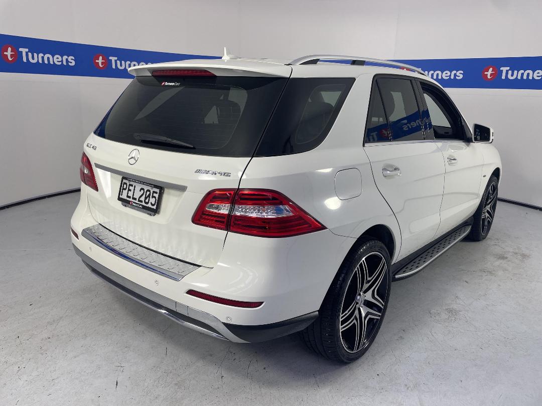 Photo '7' of Mercedes-Benz Ml350