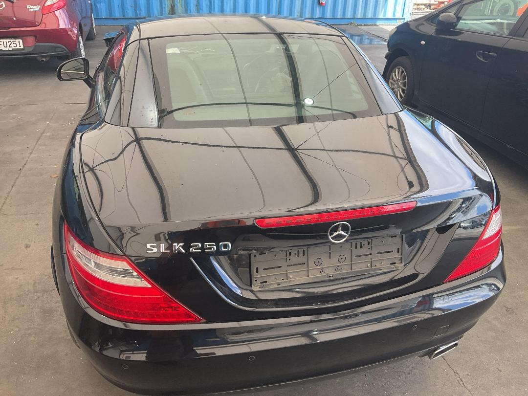 Photo '12' of Mercedes-Benz SLK-Class SLK 250 BE Photo '12' of Mercedes-Benz SLK-Class SLK 250 BE