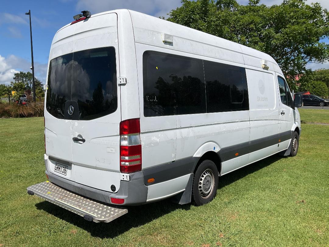 Photo '4' of Mercedes-Benz Sprinter VAN 313 CDI 4325L Ambulance