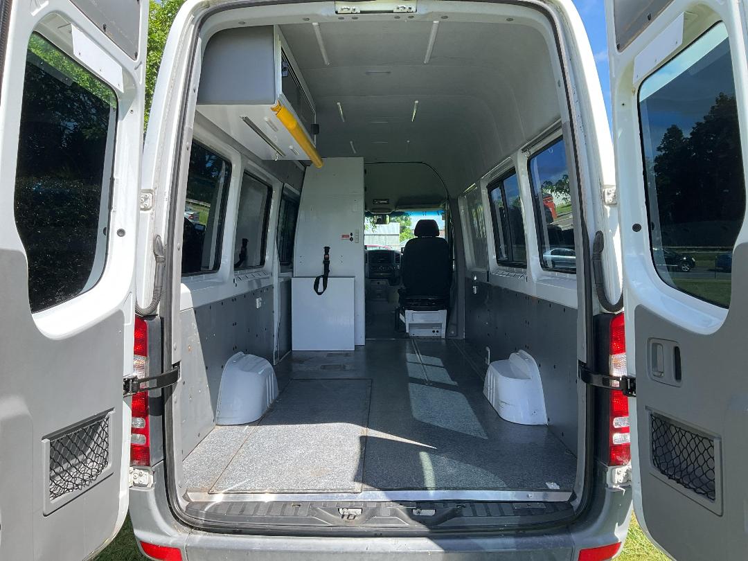 Photo '6' of Mercedes-Benz Sprinter VAN 313 CDI 4325L Ambulance