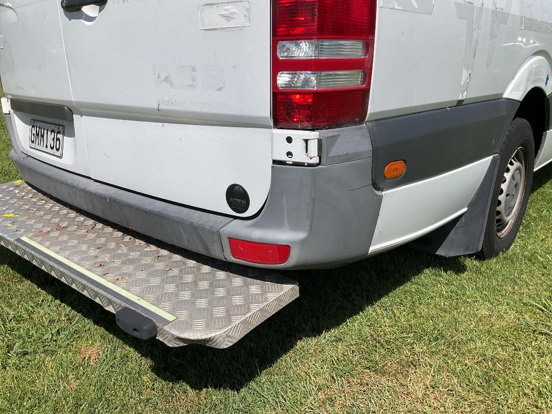 Photo '38' of Mercedes-Benz Sprinter VAN 313 CDI 4325L Ambulance