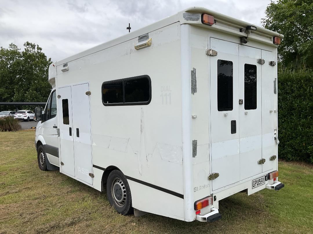 Photo '11' of Mercedes-Benz Sprinter C/C 319 CDI 3665 S Ambulance