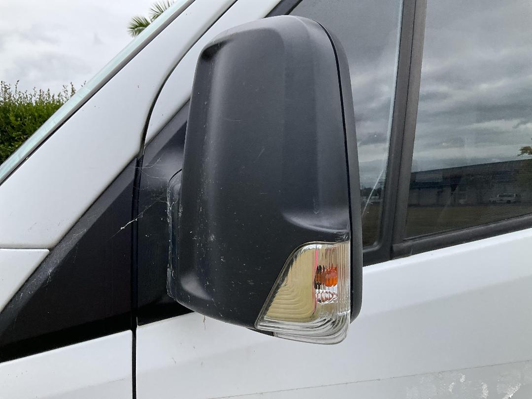 Photo '33' of Mercedes-Benz Sprinter C/C 319 CDI 3665 S Ambulance