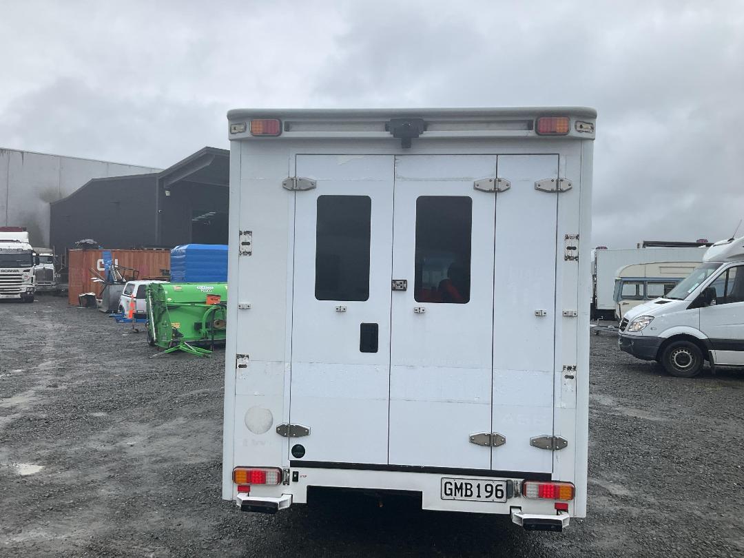 Photo '7' of Mercedes-Benz Sprinter C/C 319 CDI 3665 S Ambulance Photo '7' of Mercedes-Benz Sprinter C/C 319 CDI 3665 S Ambulance