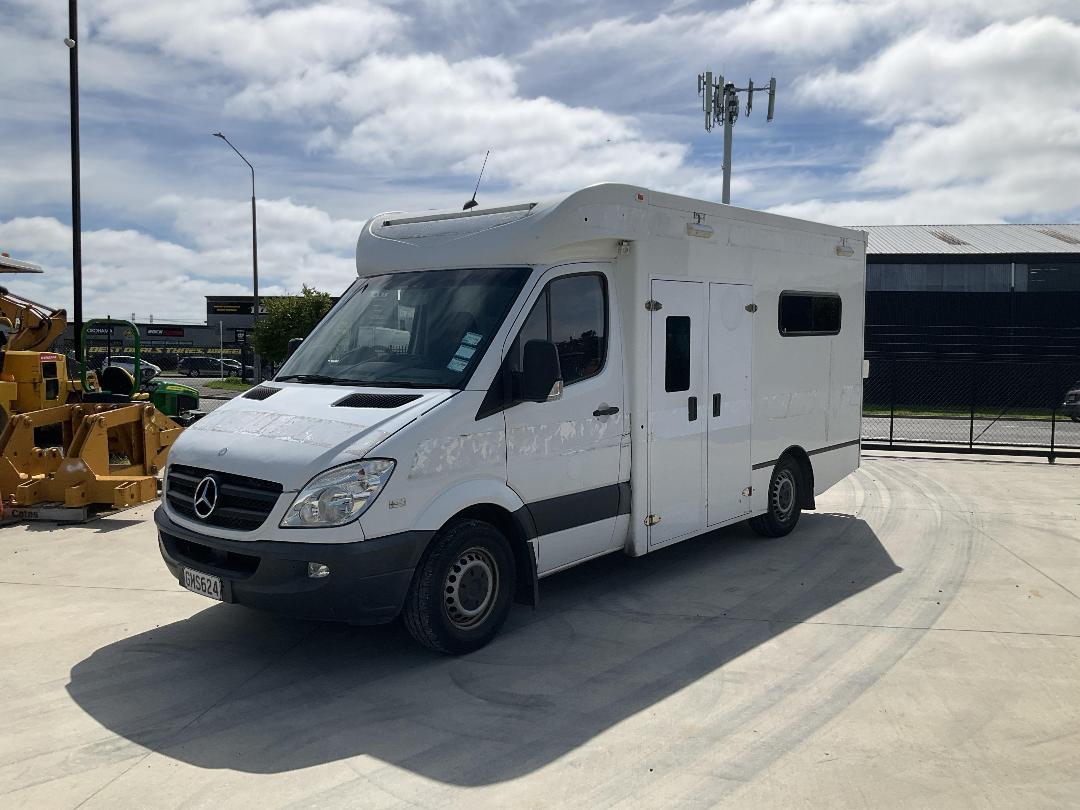 Photo '7' of Mercedes-Benz Sprinter C/C 319 CDI 3665 S Ambulance Photo '7' of Mercedes-Benz Sprinter C/C 319 CDI 3665 S Ambulance