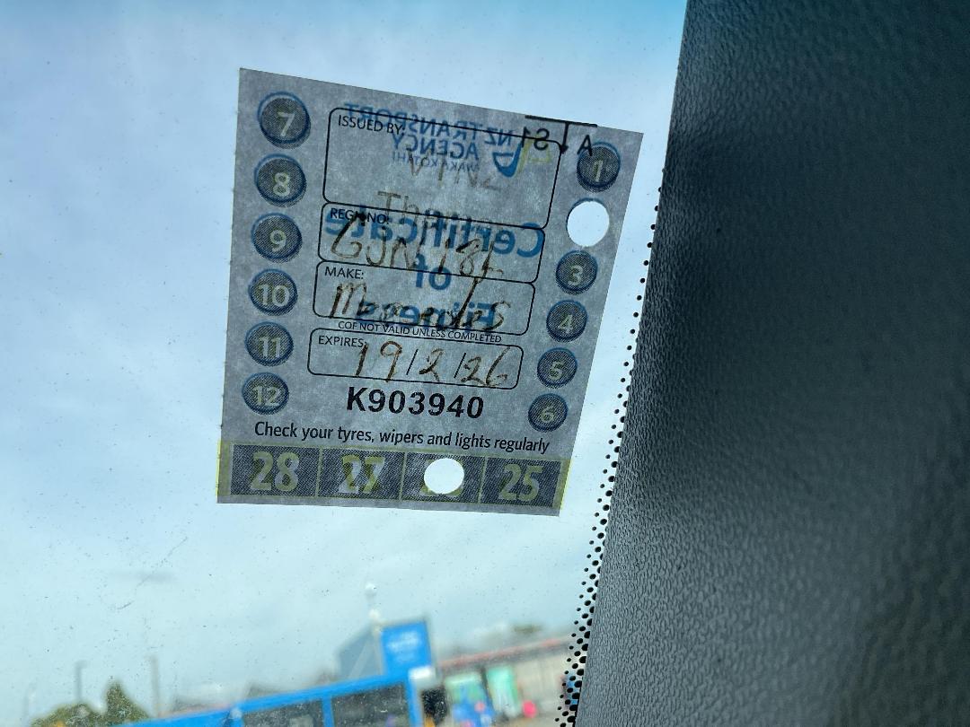 Photo '12' of Mercedes-Benz Sprinter C/C 319 CDI 3665 S Ambulance Photo '12' of Mercedes-Benz Sprinter C/C 319 CDI 3665 S Ambulance