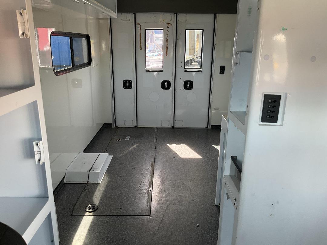 Photo '17' of Mercedes-Benz Sprinter C/C 319 CDI 3665 S Ambulance Photo '17' of Mercedes-Benz Sprinter C/C 319 CDI 3665 S Ambulance