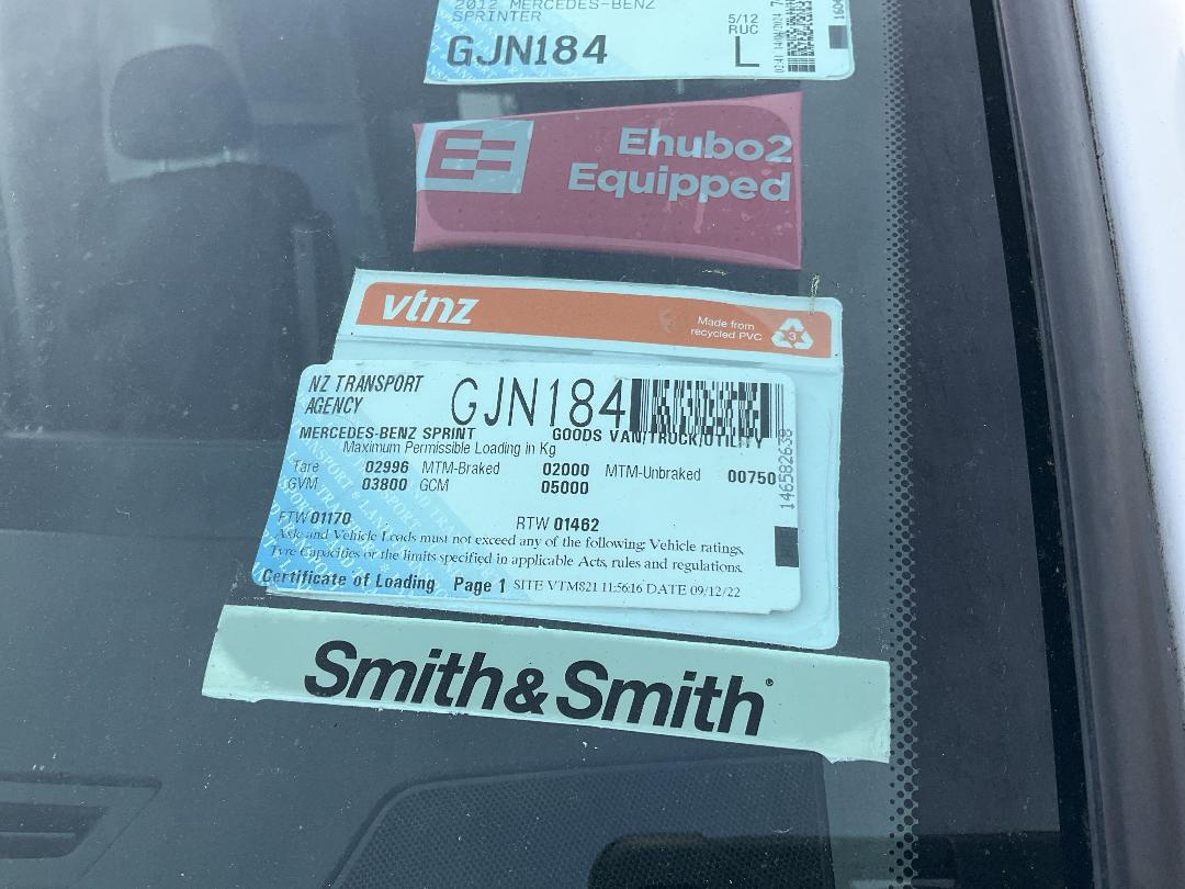 Photo '23' of Mercedes-Benz Sprinter C/C 319 CDI 3665 S Ambulance Photo '23' of Mercedes-Benz Sprinter C/C 319 CDI 3665 S Ambulance