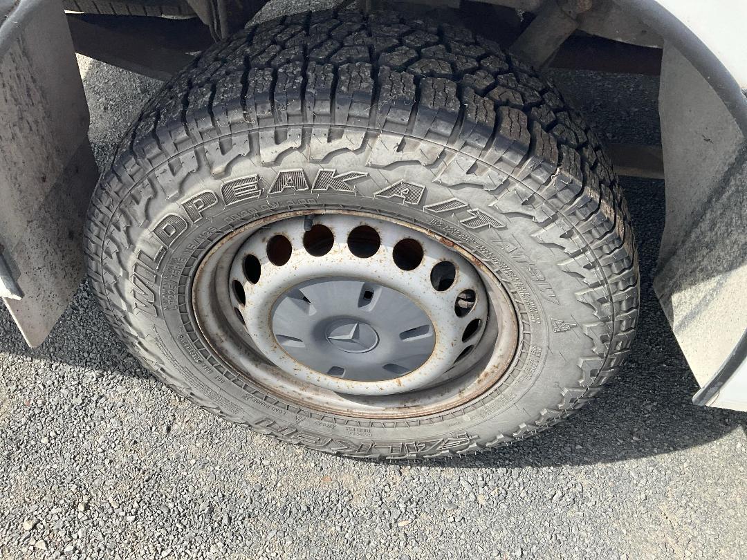 Photo '31' of Mercedes-Benz Sprinter C/C 319 CDI 3665 S Ambulance Photo '31' of Mercedes-Benz Sprinter C/C 319 CDI 3665 S Ambulance