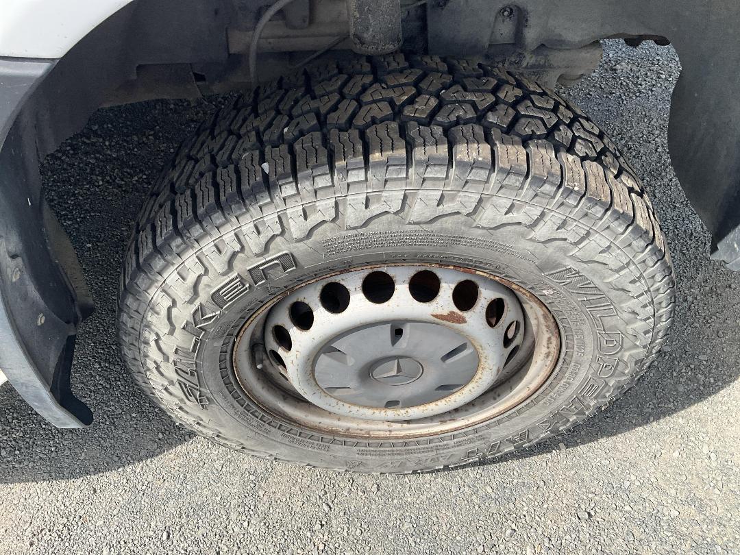 Photo '32' of Mercedes-Benz Sprinter C/C 319 CDI 3665 S Ambulance Photo '32' of Mercedes-Benz Sprinter C/C 319 CDI 3665 S Ambulance