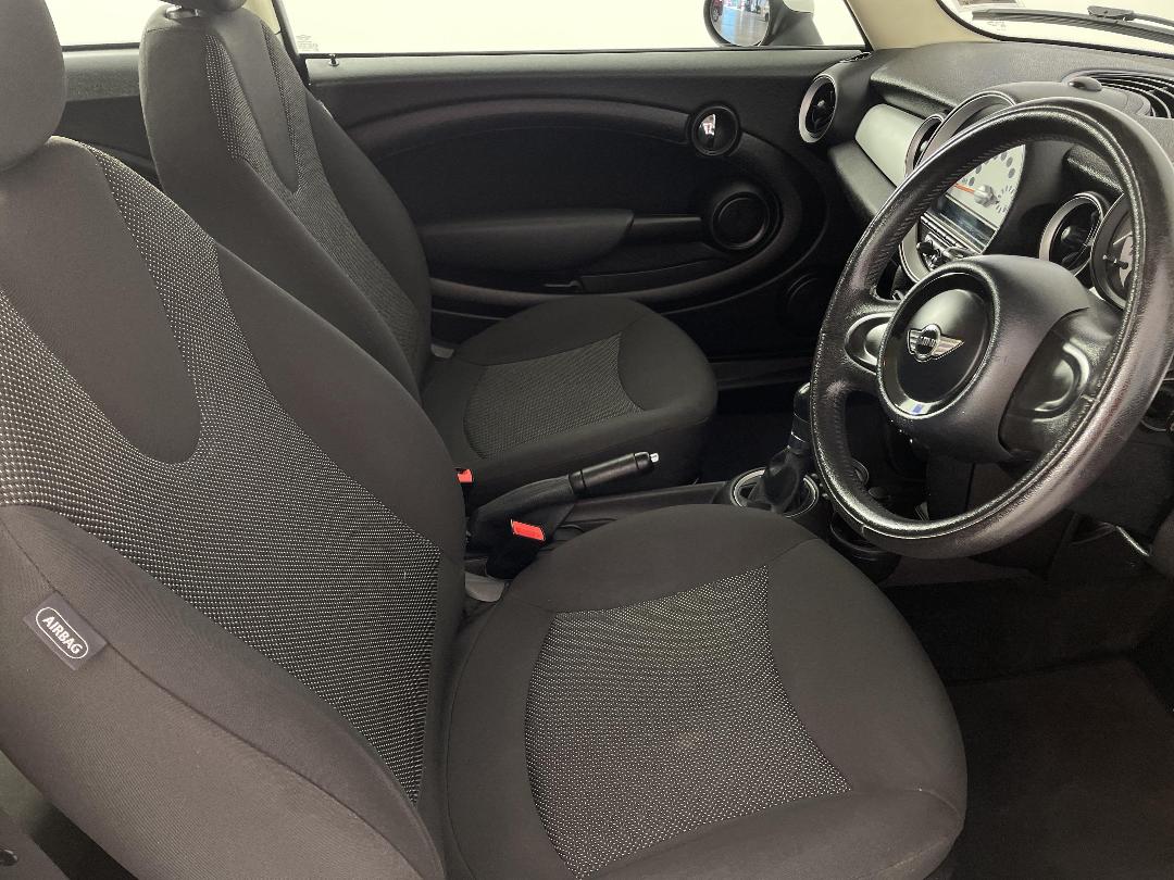 Photo '16' of Mini Cooper