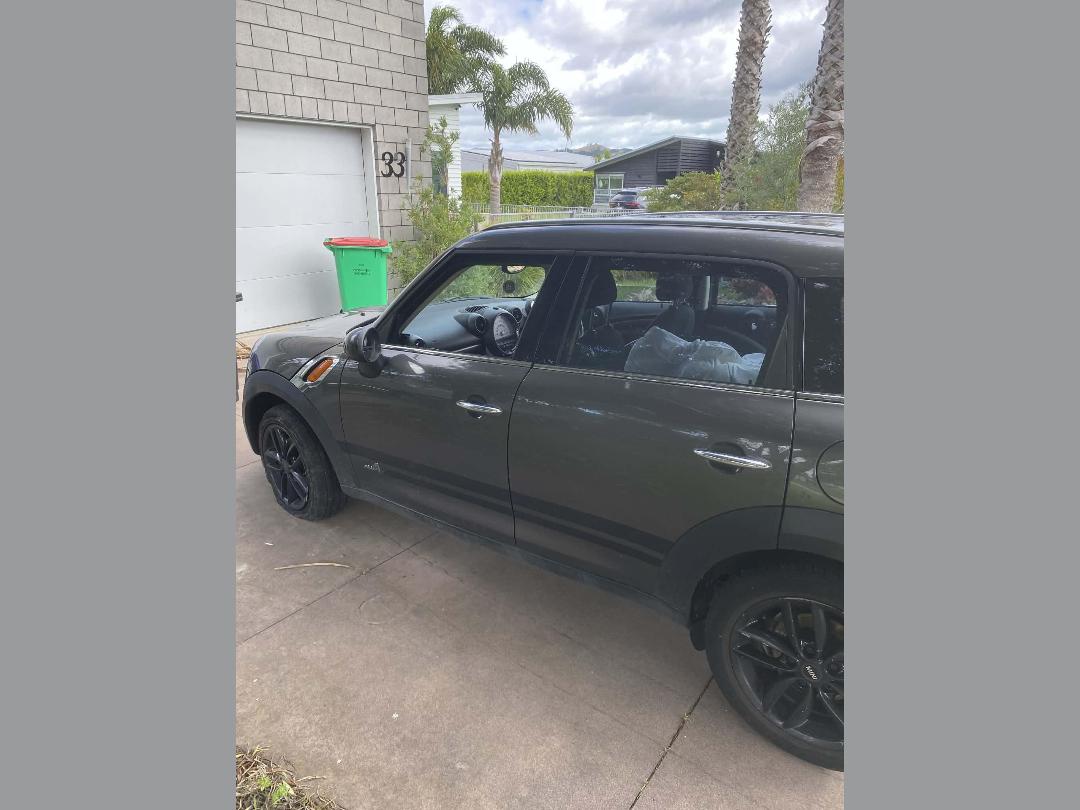 Photo '4' of Mini Cooper D ALL 4 SAV Photo '4' of Mini Cooper D ALL 4 SAV