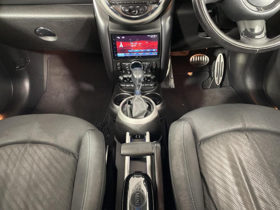 Photo '18' of Mini Cooper S Photo '18' of Mini Cooper S