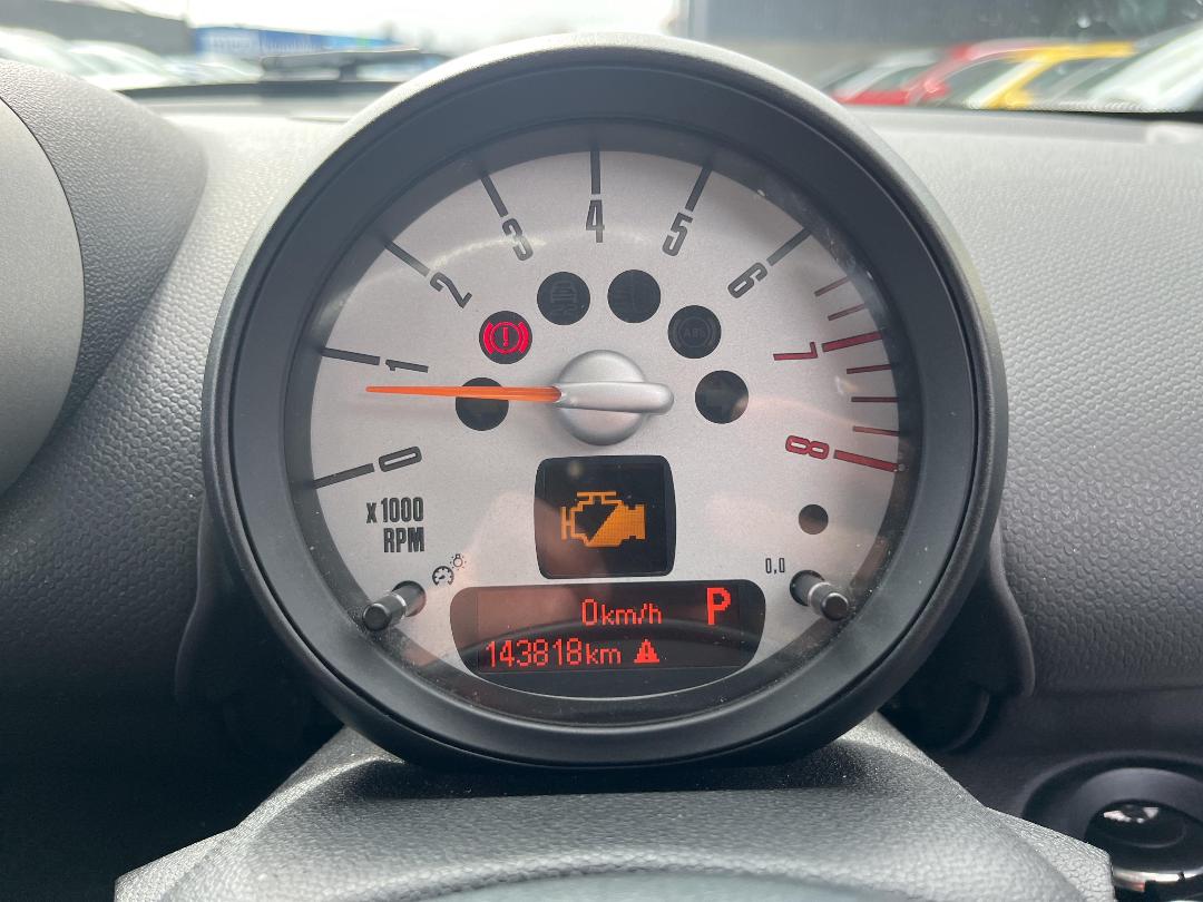 Photo '19' of Mini Cooper S Crossover Photo '19' of Mini Cooper S Crossover