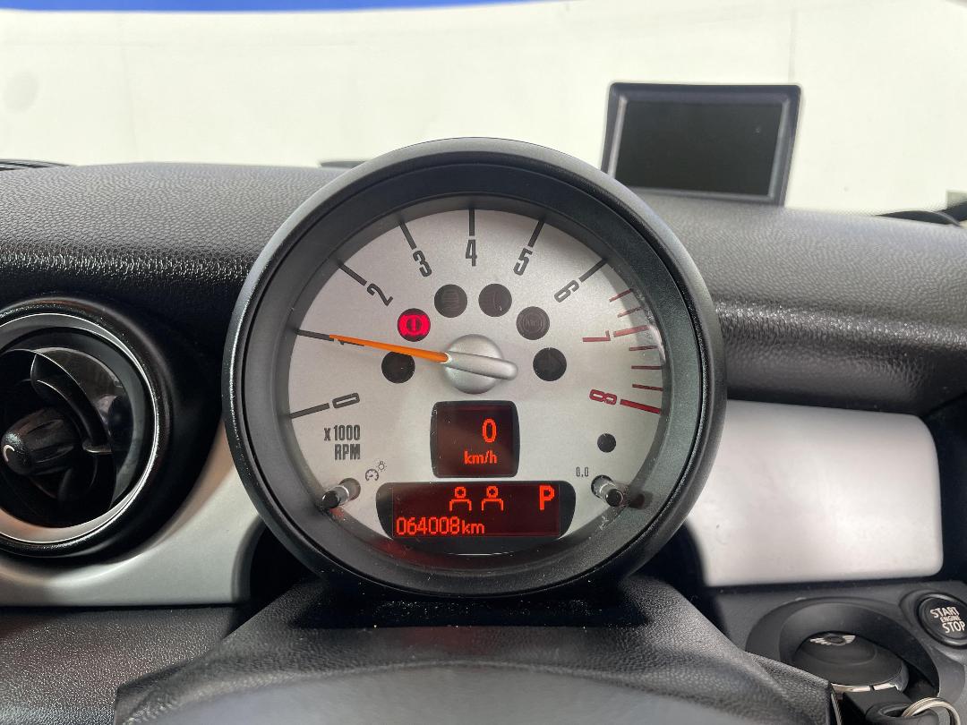 Photo '20' of Mini ONE