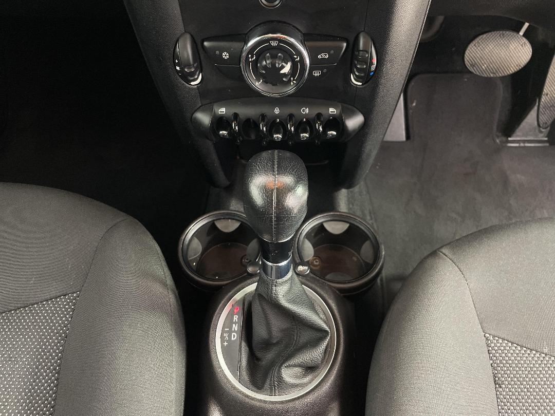 Photo '18' of Mini ONE