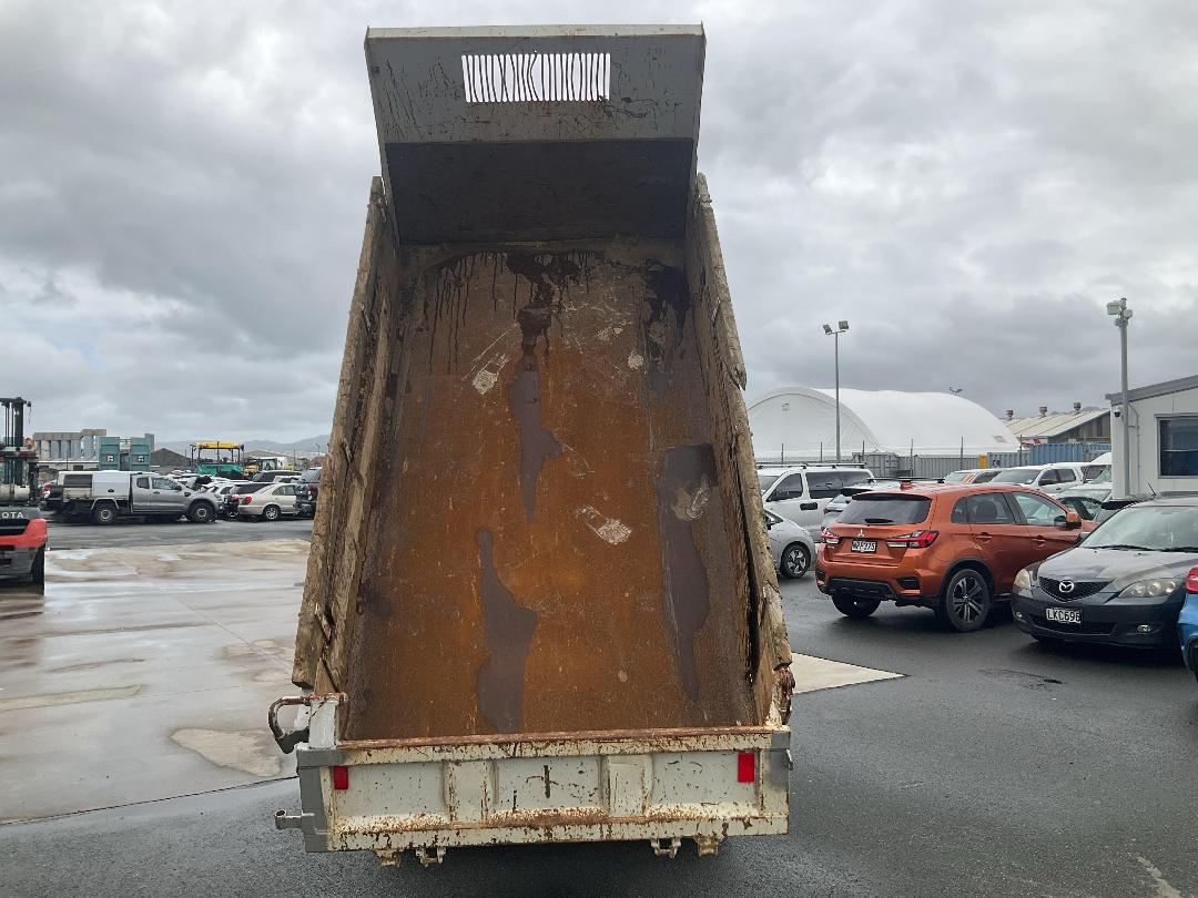 Photo '9' of Mitsubishi Canter Tipper