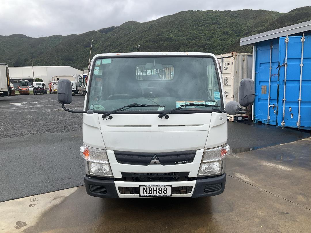 Photo '13' of Mitsubishi Canter Tipper